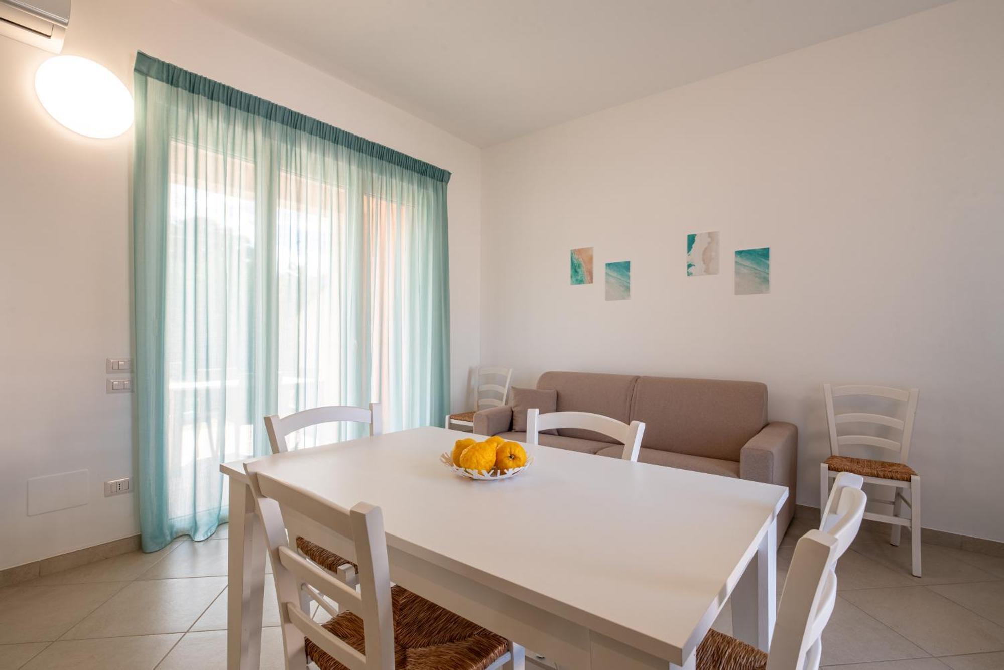 Icaro Residence Apartments With A Beautiful Pool SantʼAgata di Militello Zewnętrze zdjęcie