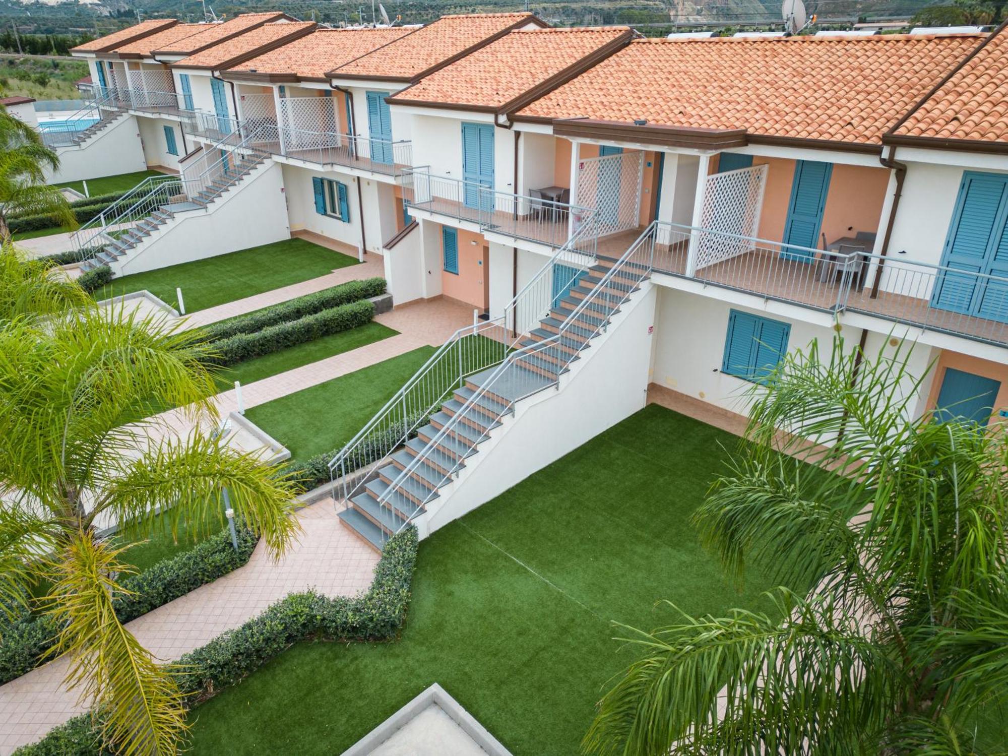 Icaro Residence Apartments With A Beautiful Pool SantʼAgata di Militello Zewnętrze zdjęcie