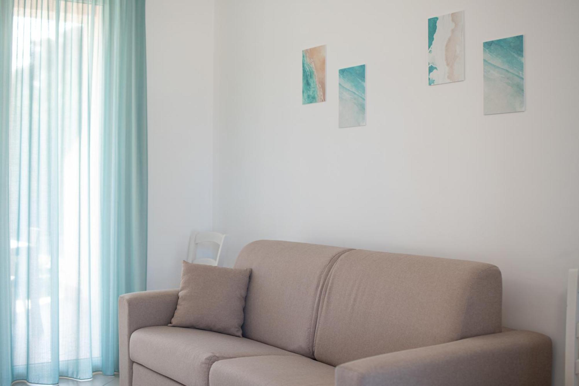 Icaro Residence Apartments With A Beautiful Pool SantʼAgata di Militello Zewnętrze zdjęcie