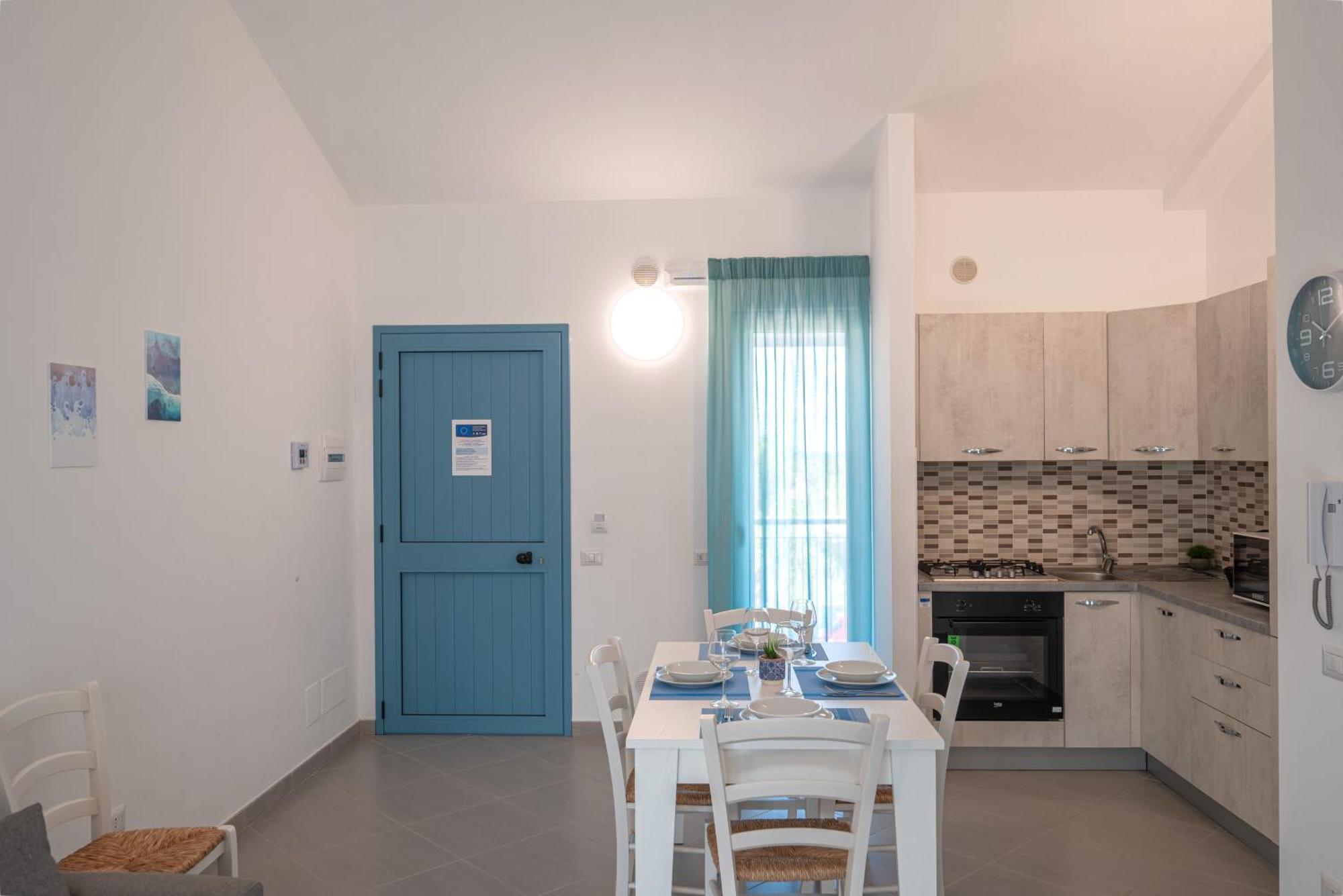 Icaro Residence Apartments With A Beautiful Pool SantʼAgata di Militello Zewnętrze zdjęcie